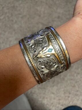 Sterling silver/gold accent western style cuff bracelet - so cool